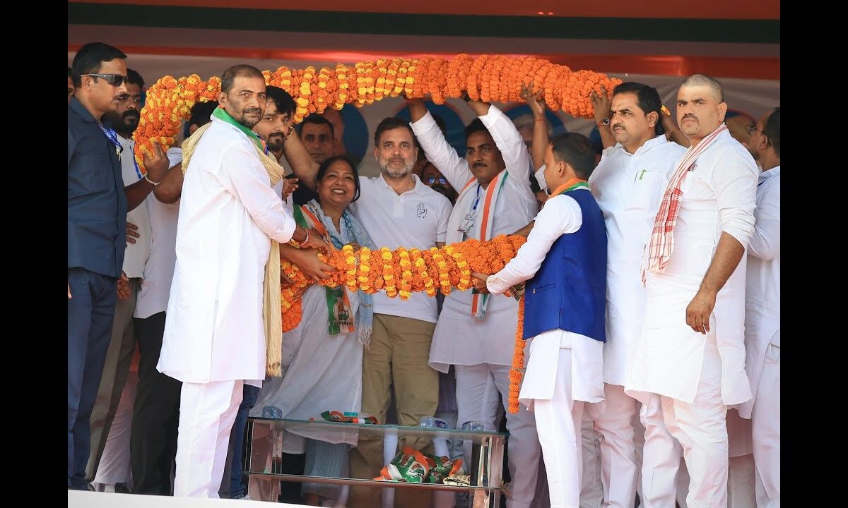 Rahul Gandhi addresses a public meeting at Amarpur, Bihar