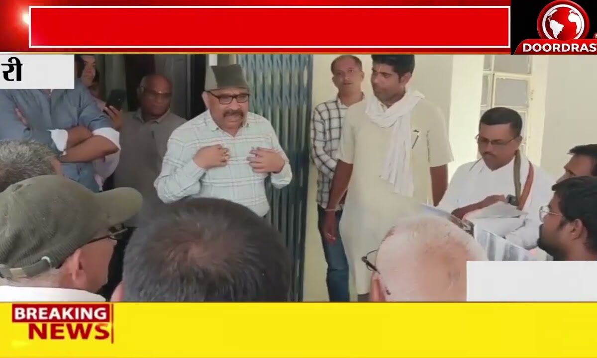बिजली संकट पर कांग्रेस का प्रदर्शन, 10 सूत्रीय मांगों का ज्ञापन