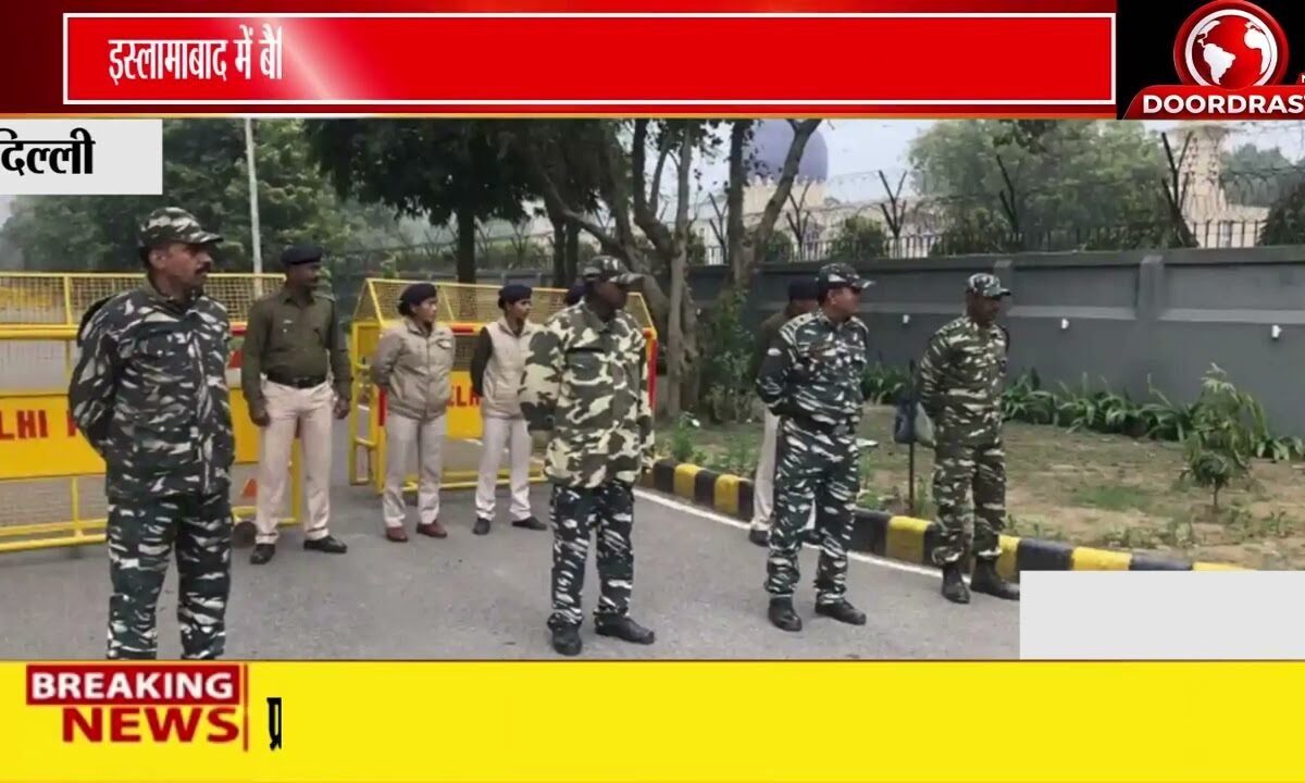 पाकिस्तान को भारत का जवाब | हाई कमीशन के बाहर चला बुलडोजर